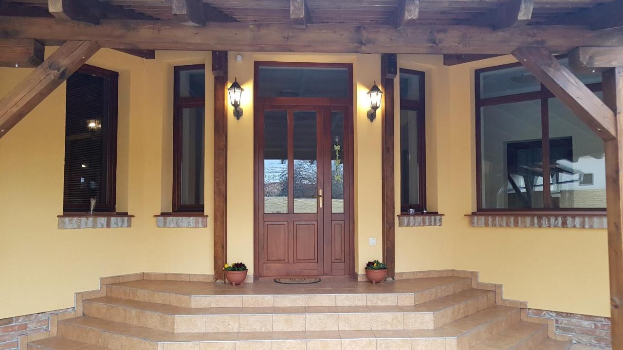 Toscana Apartman غيولا المظهر الخارجي الصورة